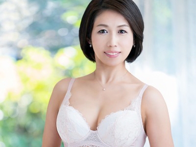【藤谷友梨子】大きな乳が魅力的な人妻がAV初撮りをして、緊張しながらパコパコ犯されてしまう
